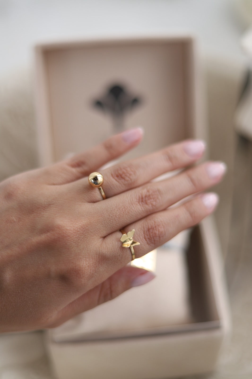 Anillo Esfera de Oro 18 kt