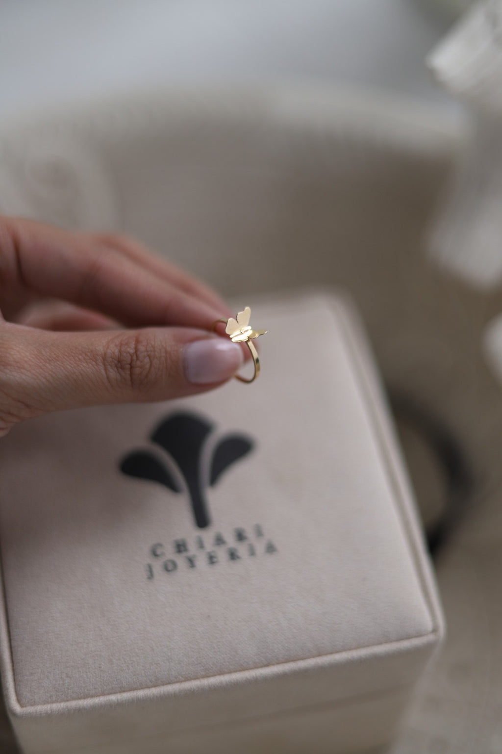 Anillo mariposa en el aire oro 18 kt