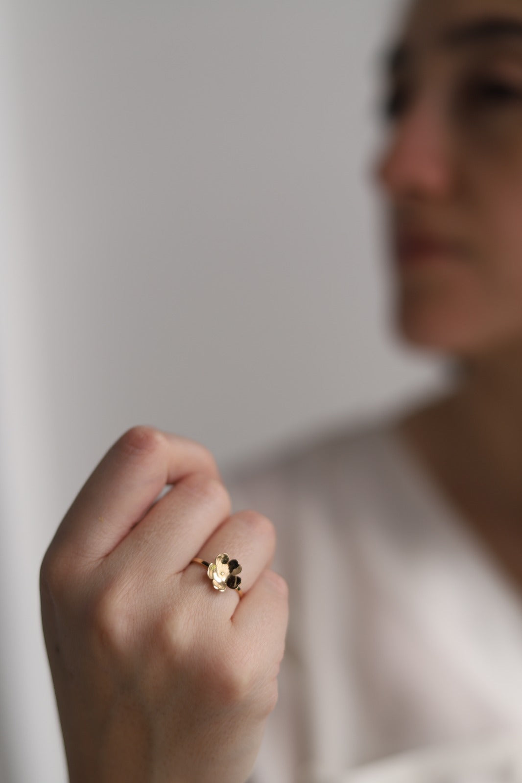 Anillo Flor Vinca Rosea oro 18 kt