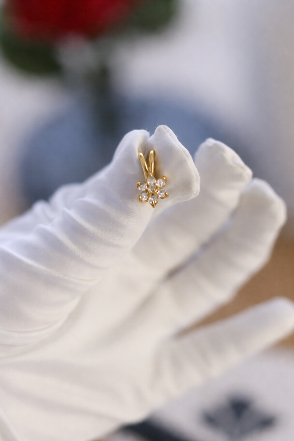 Dije Bloom de Oro 18 kt