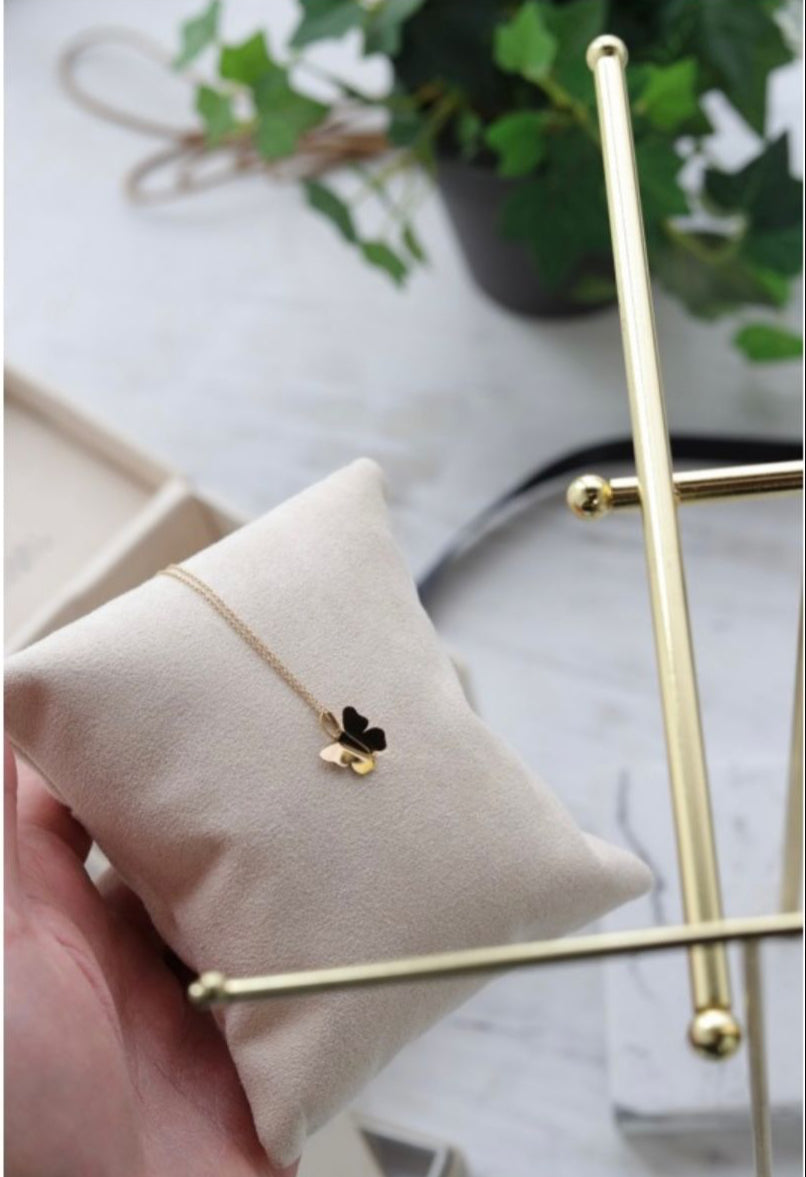 Dije de mariposas en el aire oro 18kt