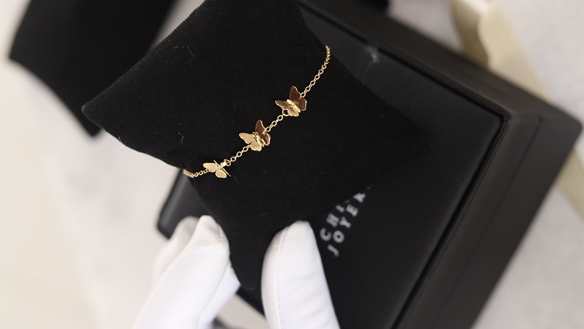 Pulsera Trilogía de Mariposas oro 18 kt